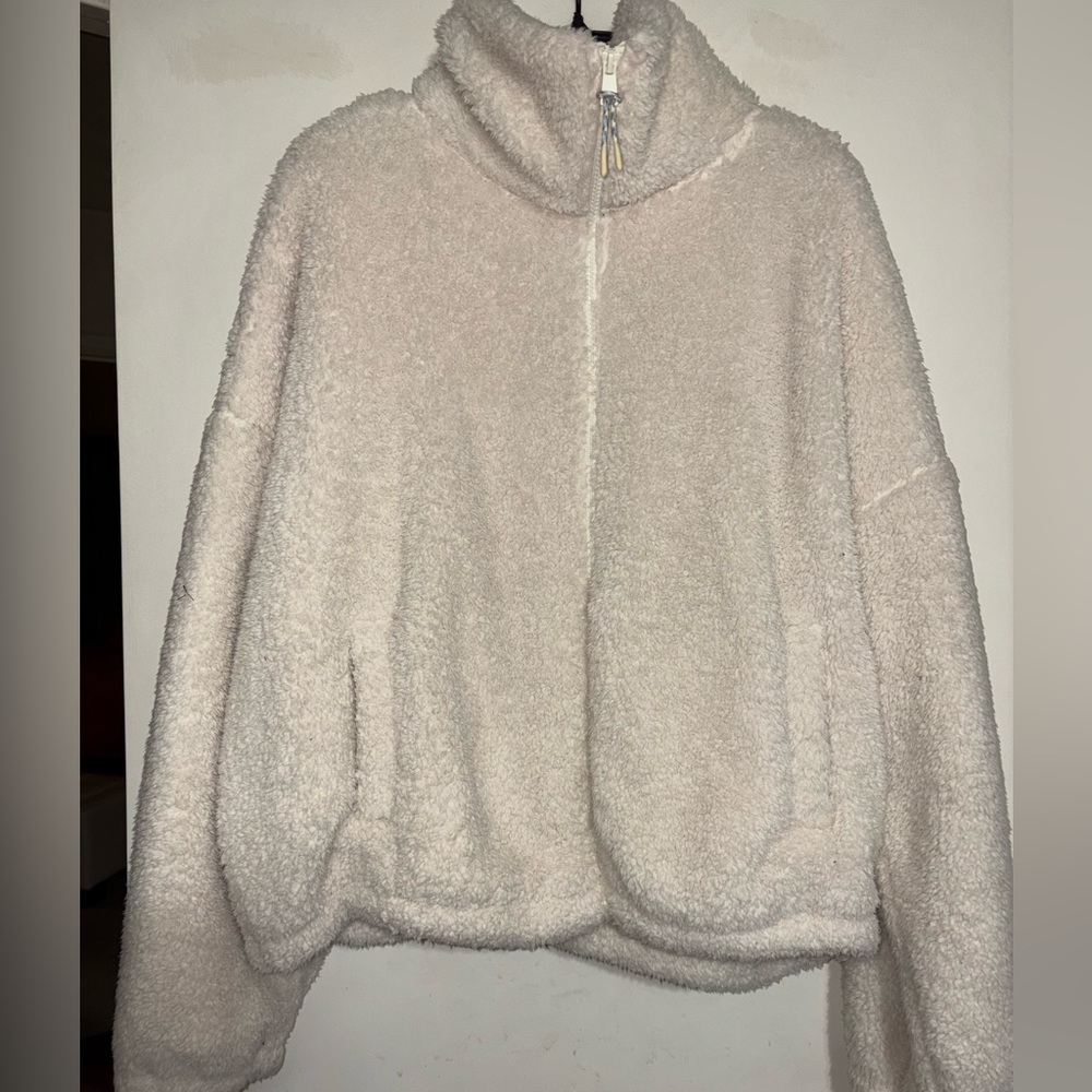 American Eagle Sherpa Hugable Sz Medium Zip Up Teddy Jacket
